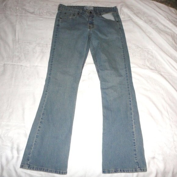 Levi Jeans Bootcut Size 10 Long - Picture 1 of 7